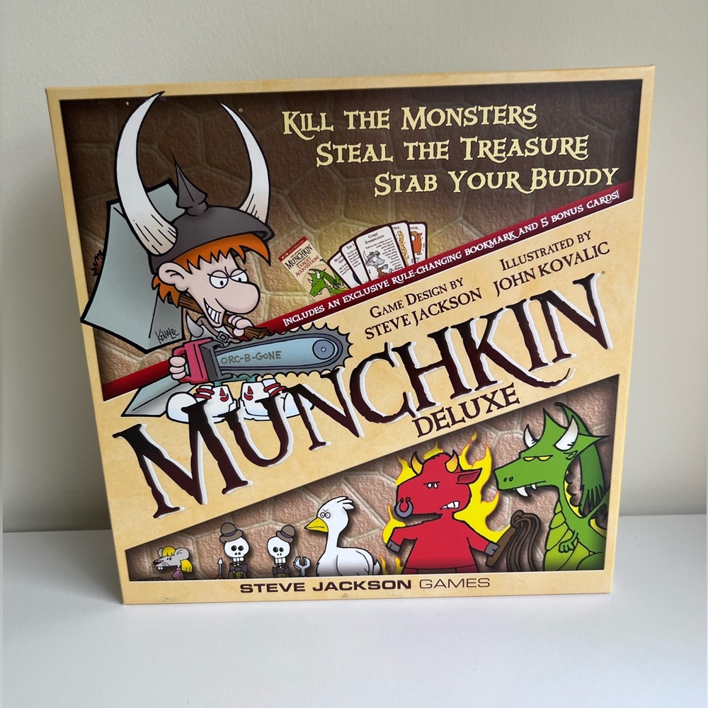 Munchkin Deluxe Board Game Complete Game